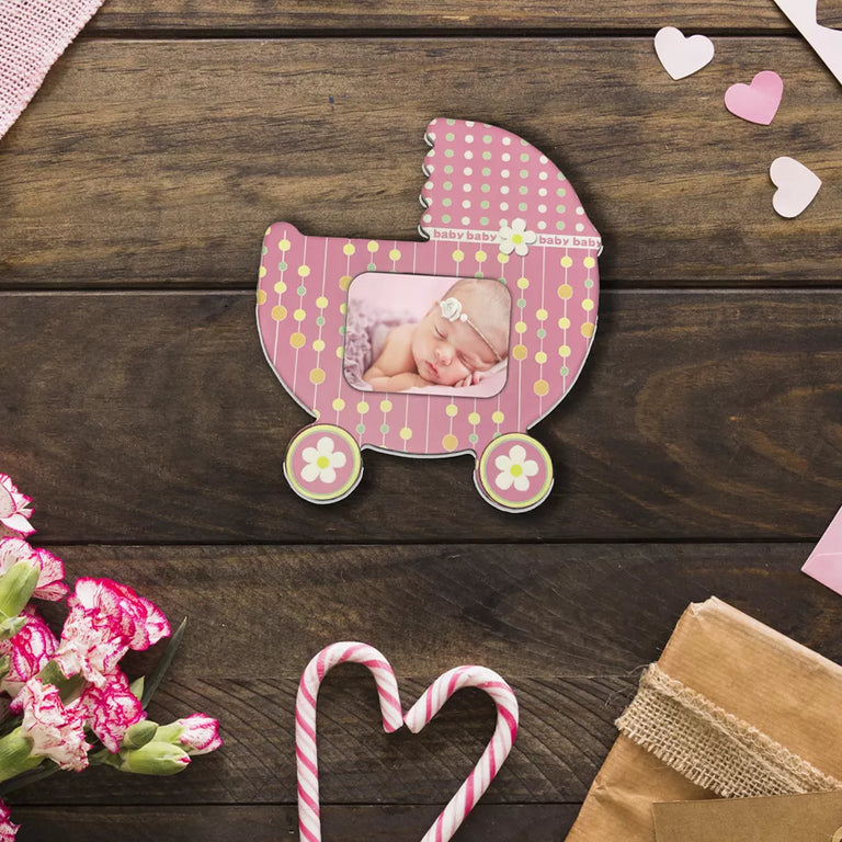 Magnet personalizat cu poza - Carucior roz
