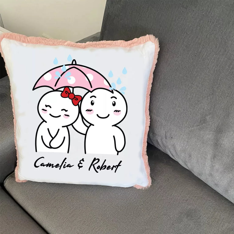 Perna cu blana roz personalizata cu nume - Indragostiti