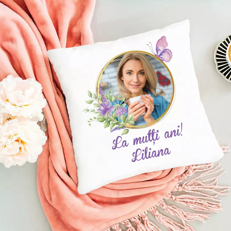 Perna personalizata cu nume - La multi ani